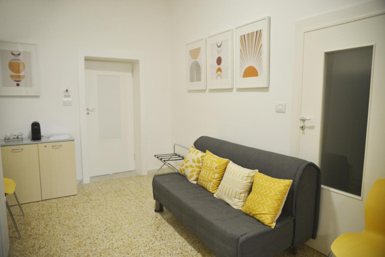 La Casa Di Eva Panzió Brindisi Kültér fotó