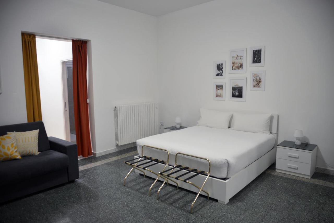 La Casa Di Eva Panzió Brindisi Kültér fotó