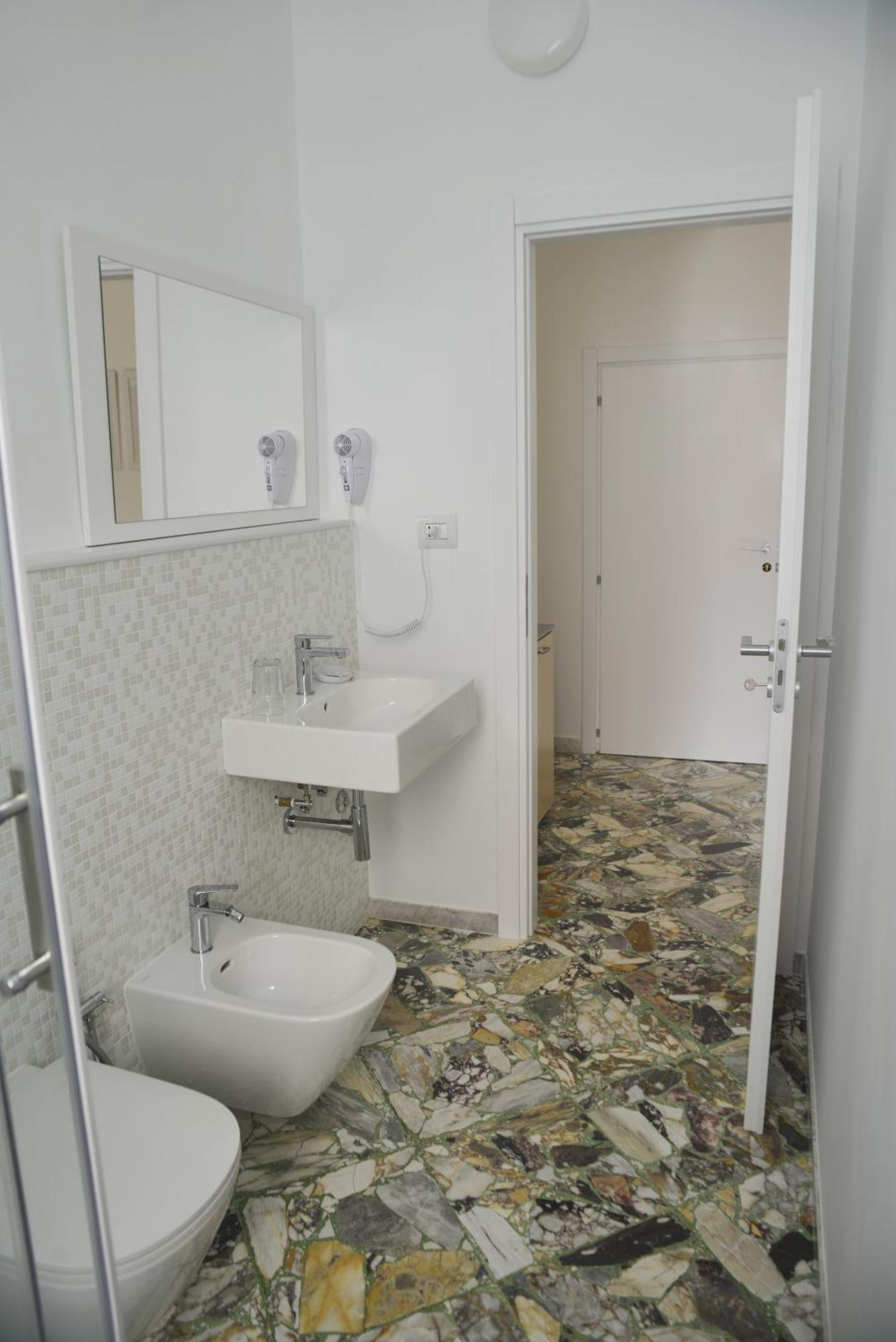 La Casa Di Eva Panzió Brindisi Kültér fotó