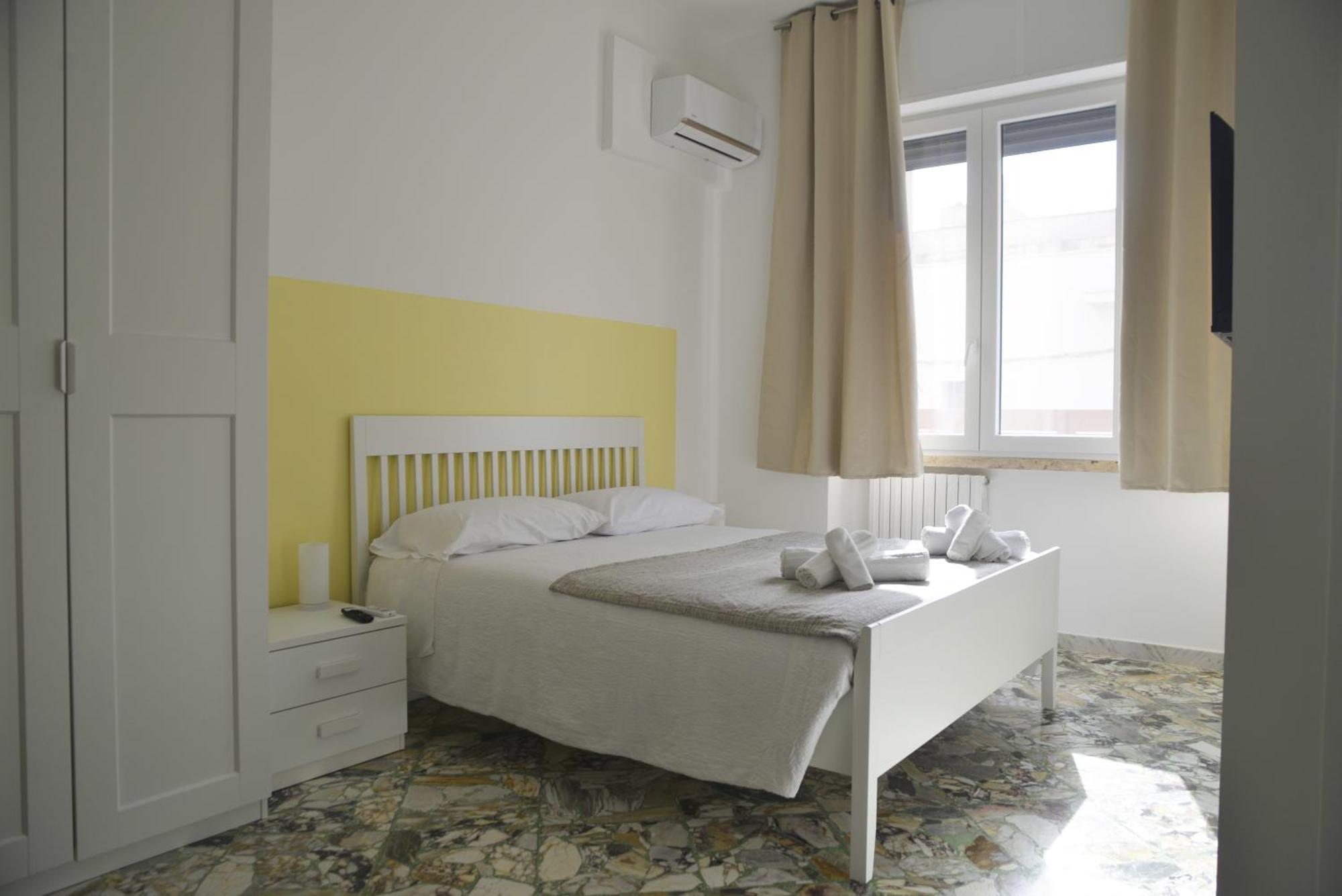La Casa Di Eva Panzió Brindisi Kültér fotó